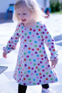 Schnittmuster-Kinder-Kleid-Sweatkleid-Jerseykleid-Baumwolle-Preciosa-erbsuende-9