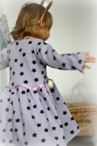 Schnittmuster-Kleid-Kinder-Baby-Tuellrock-Festkleid-Fidelia-erbsuende-28