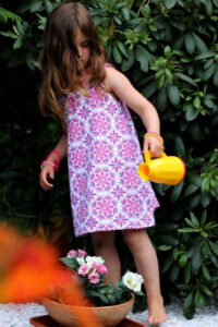 Schnittmuster-Traegerkleid-Kleid-Baby-Kinder-Haengerchen-Pipoca-erbsuende-41