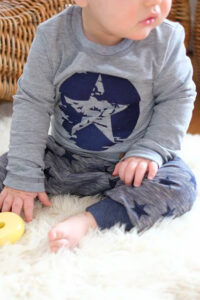 Schnittmuster-Kinder-Baby-T-Shirt-Shirt-Langarmshirt-Pirulito-erbsuende-8