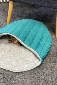 Tutorial Hundeschlafsack Katzenschlafsack Freebook Nähanleitung erbsünde