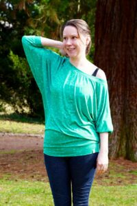Damen Schnittmuster Kleid Shirt Pullover mit Fledermausärmeln erbsuende Gula