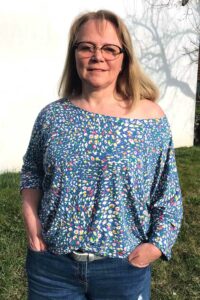 Damen Schnittmuster Kleid Shirt Pullover mit Fledermausärmeln erbsuende Gula