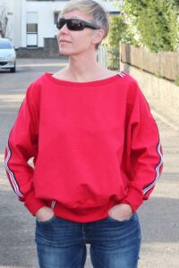 Damen Schnittmuster Kleid Shirt Pullover mit Fledermausärmeln erbsuende Gula