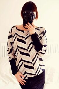 Damen Schnittmuster Kleid Shirt Pullover mit Fledermausärmeln erbsuende Gula