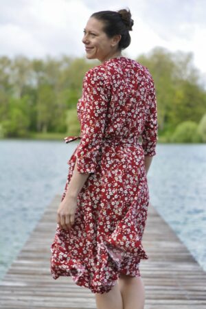 Schnittmuster Damen Kleid Maxikleid Sommerkleid Rüsche Wickeloptik erbsuende Maringa