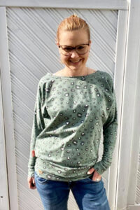 Damen Schnittmuster Kleid Shirt Pullover mit Fledermausärmeln erbsuende Gula