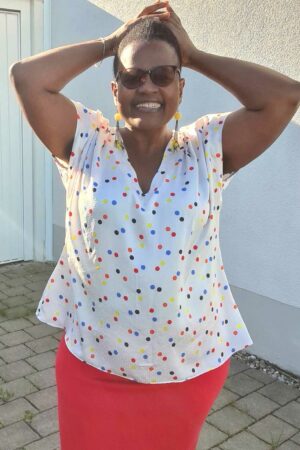 Schnittmuster Damen lockere Bluse V-Ausschnitt