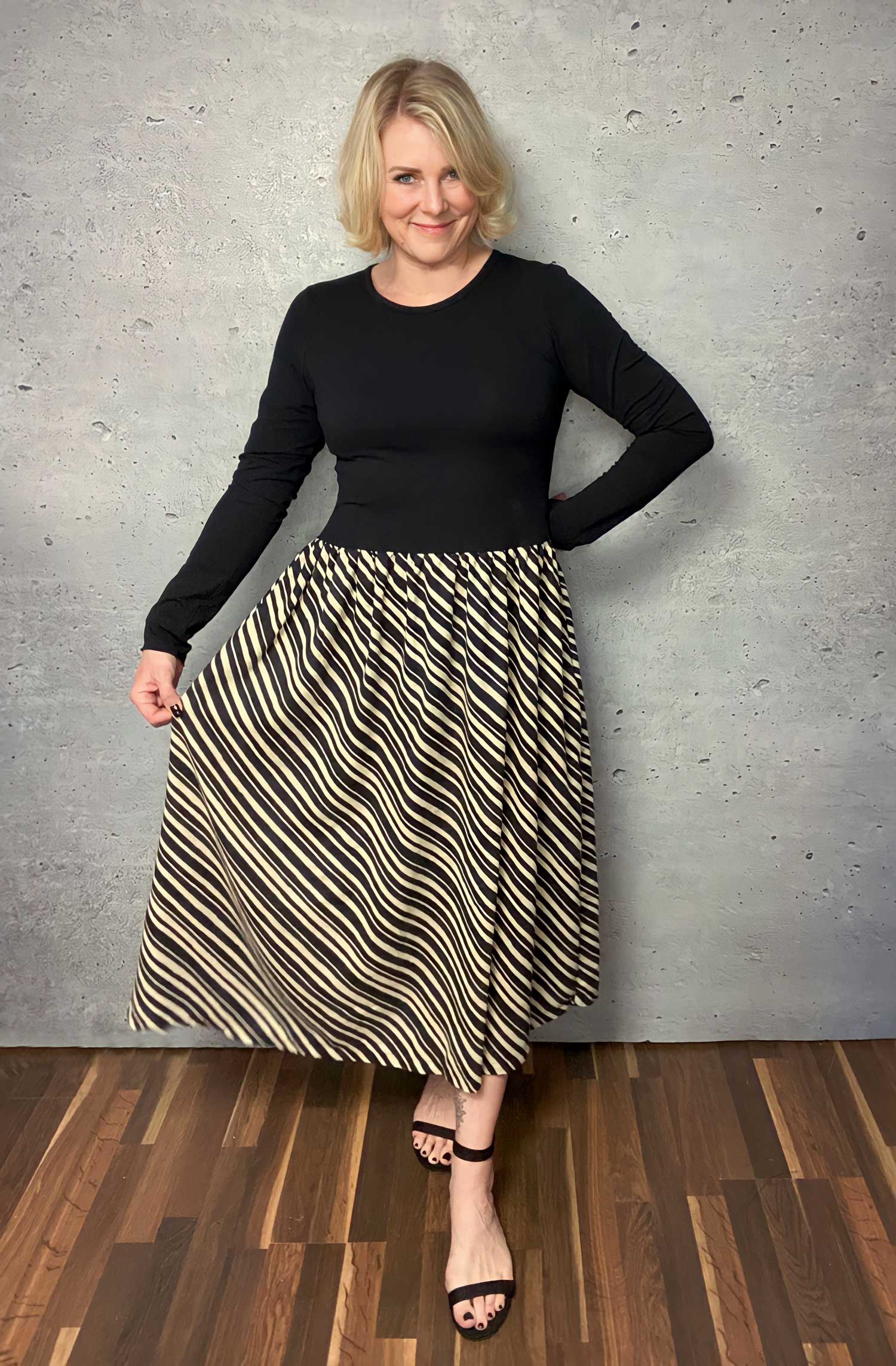 Schnittmuster Materialmix Kleid SUZANA (32-58)