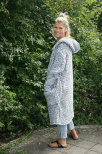 Schnittmuster-Damen-Strickmantel-Mantel-Strickjacke-Jacke-Domingo-erbsuende-3