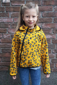 Schnittmuster-Kinder-Jacke-Softshell-Uebergangsjacke-Regenjacke-Pirulito-erbsuende-24