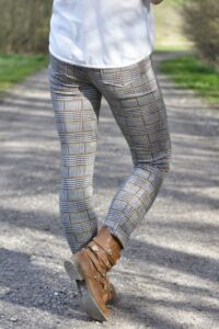 Schnittmuster-Legging-Jeggings-schmale-Hose-Limeira-erbsuende-49