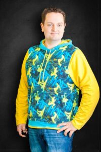 Schnittmuster-Maenner-Herren-Sweater-Hoodie-Pulli-Pullunder-Kapuzenpulli-Hero-erbsuende-2