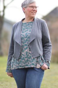 Schnittmuster-Jacke-Blazer-Kurzblazer-Jersey-Lilia-erbsuende-22