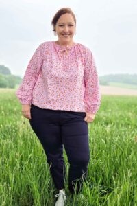 Schnittmuster-Bluse-Tunika-Kleid-Folklore-Ballonärmel-erbsuende-45