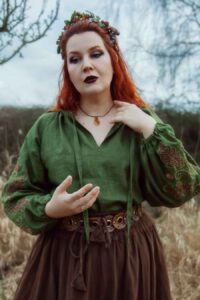Schnittmuster-Bluse-Tunika-Kleid-Folklore-Ballonärmel-erbsuende-50