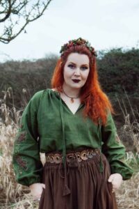 Schnittmuster-Bluse-Tunika-Kleid-Folklore-Ballonärmel-erbsuende-55