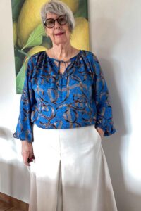 Schnittmuster-Bluse-Tunika-Kleid-Folklore-Ballonärmel-erbsuende-9