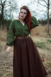 Schnittmuster-Bluse-Tunika-Kleid-Folklore-Mittelalter-Ballonärmel-erbsuende-10