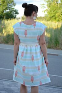 Schnittmuster-Kleid-Jerseykleid-Maxikleid-Serra-erbsuende-34a