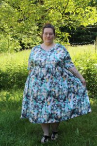 Schnittmuster-Kleid-Jerseykleid-Maxikleid-Serra-erbsuende-45