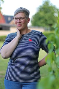 Schnittmuster-Tshirt-Kurzarm-Halber Aermel-Canela-erbsuende-9