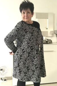 Schnittmuster-Kleid-A-Linie-ausgestellt-Tunika-Top-Jerseykleid-erbsuende-Delicia-20