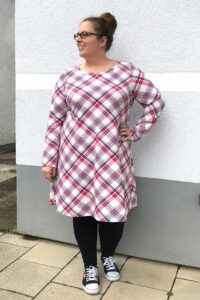 Schnittmuster-Kleid-A-Linie-ausgestellt-Tunika-Top-Jerseykleid-erbsuende-Delicia-23