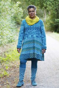 Schnittmuster-Kleid-A-Linie-ausgestellt-Tunika-Top-Jerseykleid-erbsuende-Delicia-33