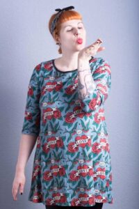 Schnittmuster-Kleid-A-Linie-ausgestellt-Tunika-Top-Jerseykleid-erbsuende-Delicia-49