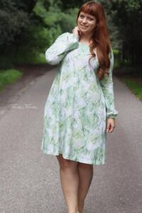 Schnittmuster-Kleid-A-Linie-ausgestellt-Tunika-Top-Jerseykleid-erbsuende-Delicia-53