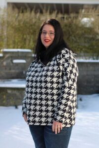 Schnittmuster-Damen-Pullover-mit-kragen-Reißverschluss-Teresina-erbsuende-14