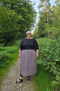Schnittmuster-Rock-Maxirock-Midirock-A-Linie-Rosa-erbsuende-12