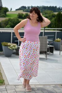 Schnittmuster-Rock-Maxirock-Midirock-A-Linie-Rosa-erbsuende-32