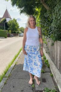 Schnittmuster-Rock-Maxirock-Midirock-A-Linie-Rosa-erbsuende-3254