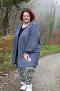 Schnittmuster-Mantel-Jacke-Cardigan-Steppmantel-Strick-Alma-erbsuende-21
