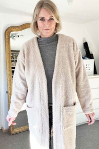Schnittmuster-Mantel-Jacke-Cardigan-Steppmantel-Strick-Alma-erbsuende-38
