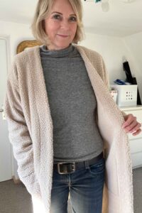 Schnittmuster-Mantel-Jacke-Cardigan-Steppmantel-Strick-Alma-erbsuende-8