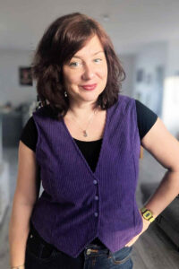 Schnittmuster-Weste-Kragen-V-Ausschnitt-Damen-Revers-Cora-erbsuende-14