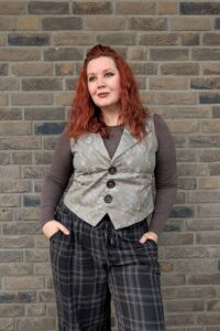 Schnittmuster-Weste-Kragen-V-Ausschnitt-Damen-Revers-Cora-erbsuende-21