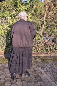 Schnittmuster-Blouson-Bomberjacke-Aura-erbsuende-2