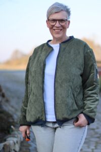 Schnittmuster-Blouson-Bomberjacke-Aura-erbsuende-52