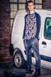 Schnittmuster-Shirt-Pullover-Tshirt-Raglan-Sweater-Salvador-erbsuende-26