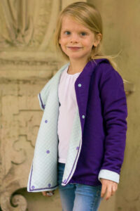 Schnittmuster-kinder-wolljacke-uebergangsjacke-jacke-cardigan-erbsuende-Jovem-19