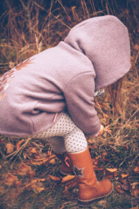 Schnittmuster-kinder-wolljacke-uebergangsjacke-jacke-cardigan-erbsuende-Jovem-29