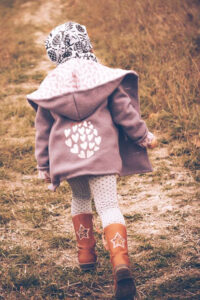 Schnittmuster-kinder-wolljacke-uebergangsjacke-jacke-cardigan-erbsuende-Jovem-4