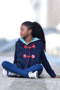 Schnittmuster-kinder-wolljacke-uebergangsjacke-jacke-cardigan-erbsuende-Jovem-6
