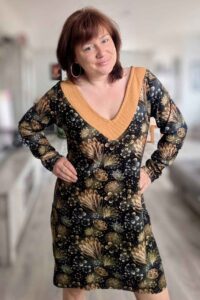 Schnittmuster-sweater-kleid-colourblocking-einsatz-v-ausschnitt-amante-erbsuende-18