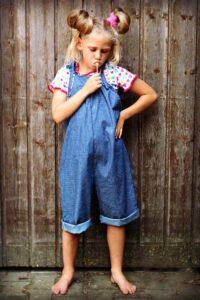Schnittmuster-Baby-Kinder-Latzhose-Overall-Jumpsuit-Santos-erbsuende-17