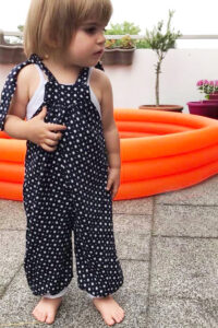 Schnittmuster-Baby-Kinder-Latzhose-Overall-Jumpsuit-Santos-erbsuende-2